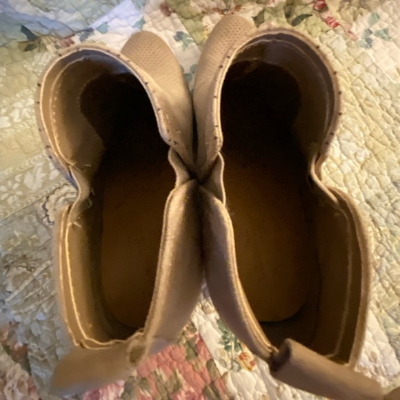 Universal Thread booties - Picture 6 of 6